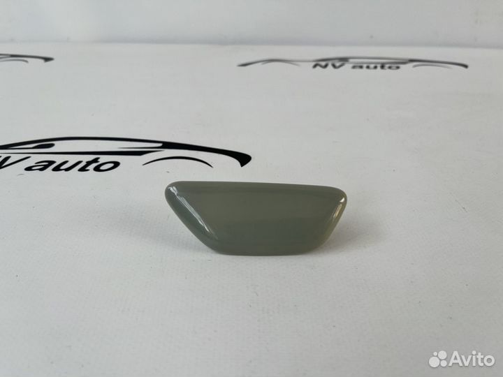 Mazda CX 5 крышка форсунки фары правая 17-21