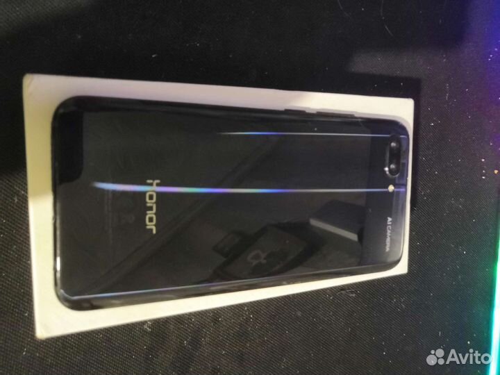 HONOR 10, 4/128 ГБ