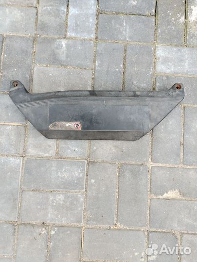 Кожух радиатора от Фольксваген пассат б-3