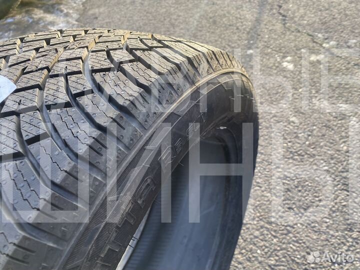 Nokian Tyres Hakkapeliitta R5 225/55 R17 97R