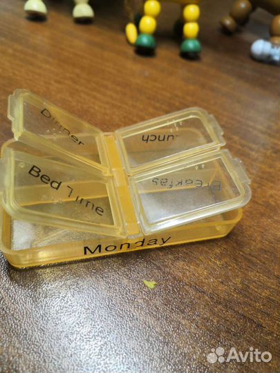 Таблетница-неделька