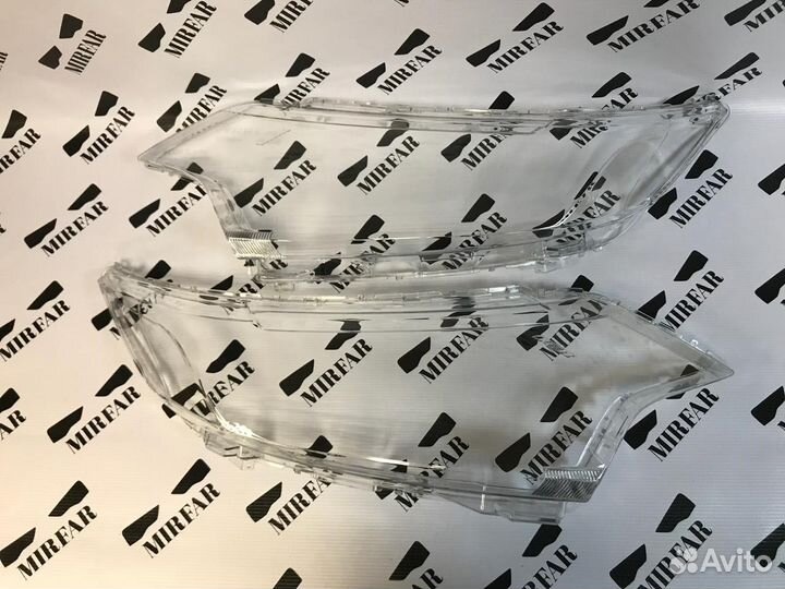 Правое стекло фары Mitsubishi Outlander III GF