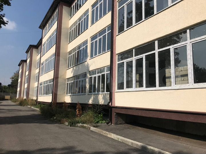 1-к. квартира, 65,3 м², 1/4 эт.
