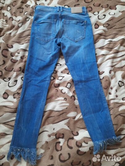 Джинсы zara