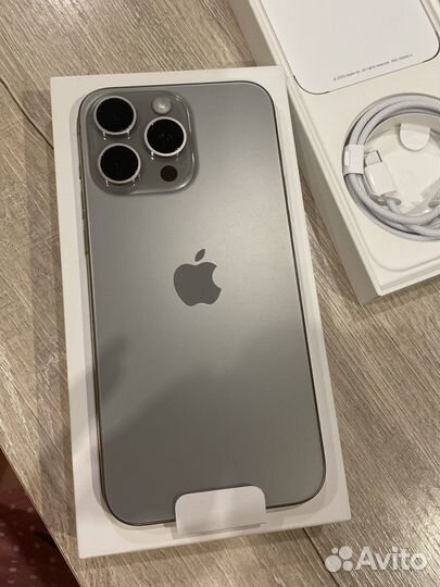 iPhone 15 Pro Max, 256 ГБ