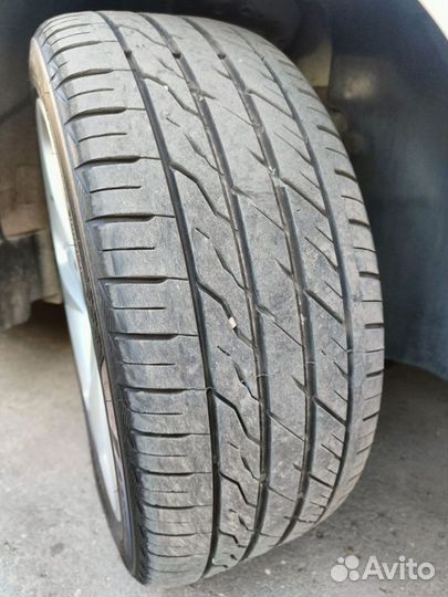 Landsail LS588 UHP 245/40 R19 98W