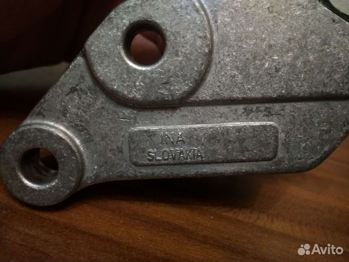 Натяжной ролик грм форд фокус