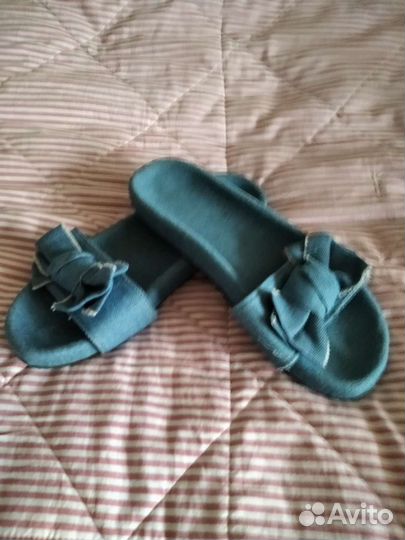 Шлепки джинсовые. Новые