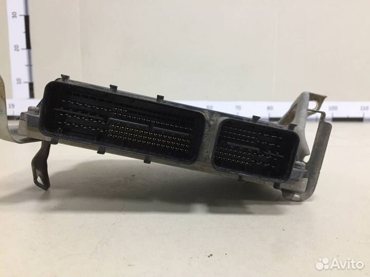 Блок управления двигателем Toyota Corolla E150 200