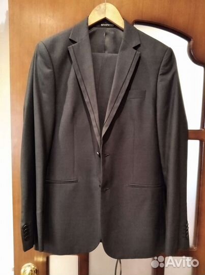 Мужской костюм