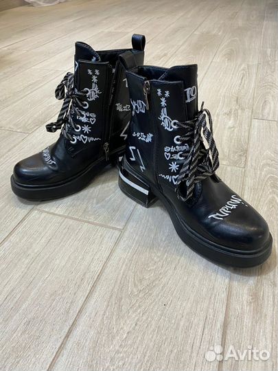 Ботинки демисезонные для девочки 36-37 размер