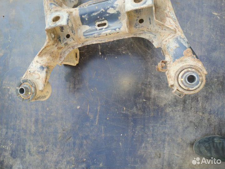 Балка задняя задняя Suzuki Grand Vitara кроссовер