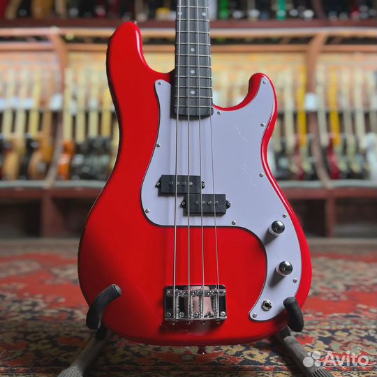 Бас-гитара DeMarco dmpb200 Precision Bass Red