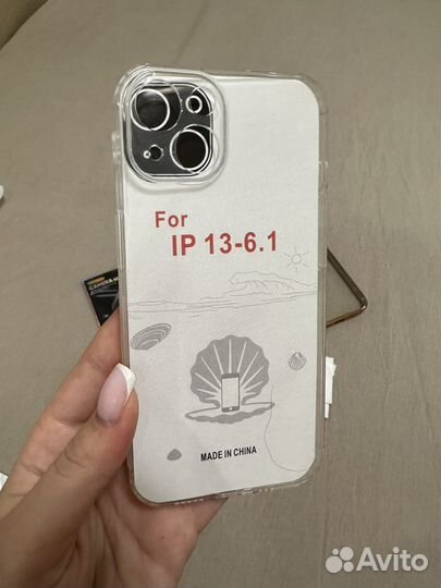 Чехлы и стекла для iPhone 13
