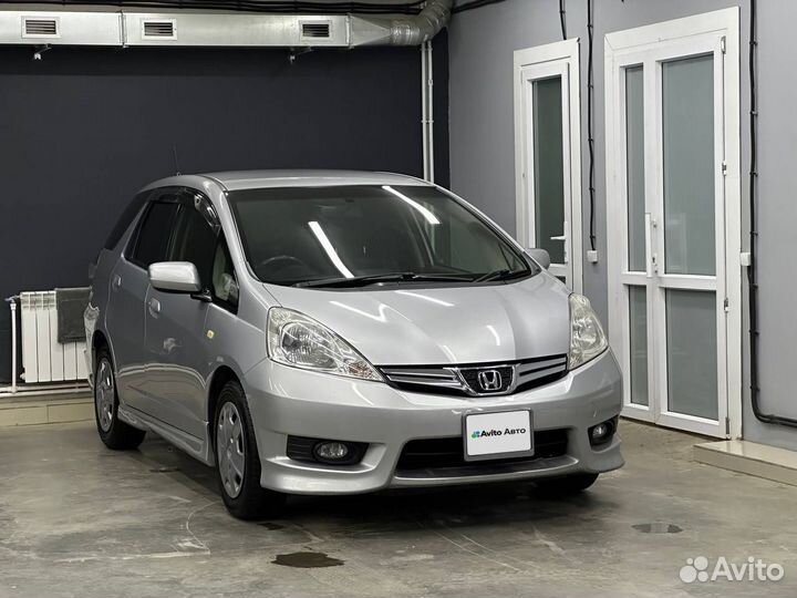 Honda Fit Shuttle 1.5 CVT, 2012, 200 000 км