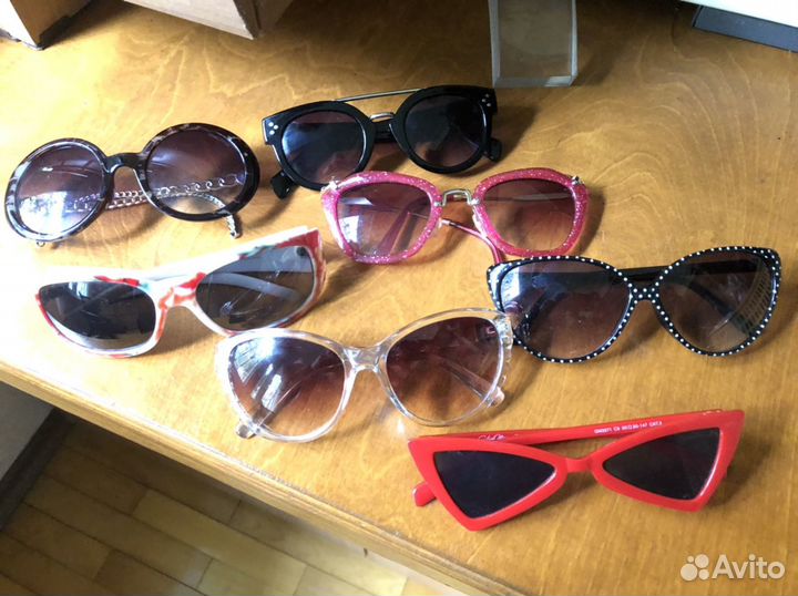 Очки солнцезащитные