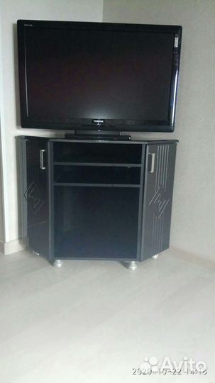 Тумба под телевизор