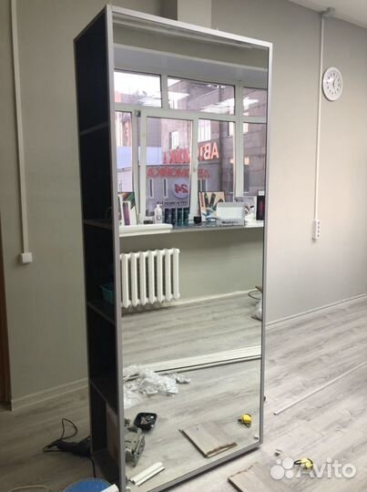 Парикмахерский двухсторонний стеллаж