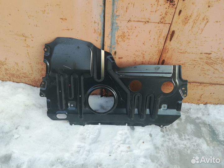 Защита двигателя Toyota/Hyundai/BMW/Mercedes