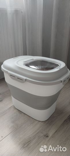 Складной контейнер для хранения сухого корма