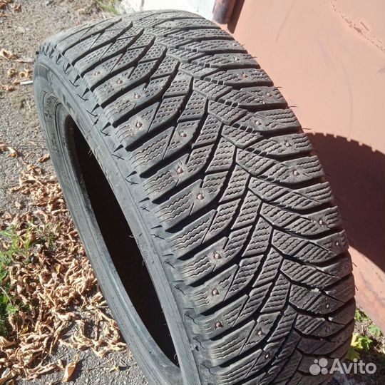 Triangle IceLink Trin PS01 215/55 R17 98T
