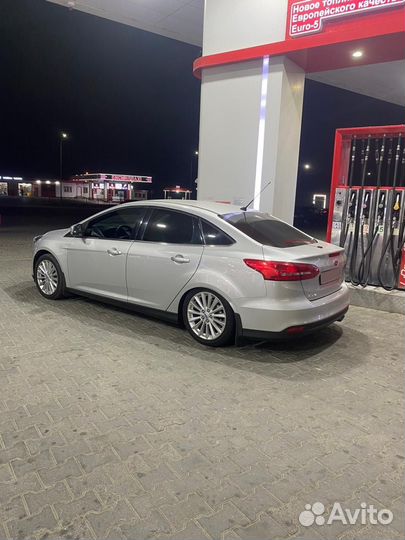 Ford Focus 1.6 AMT, 2015, 181 000 км
