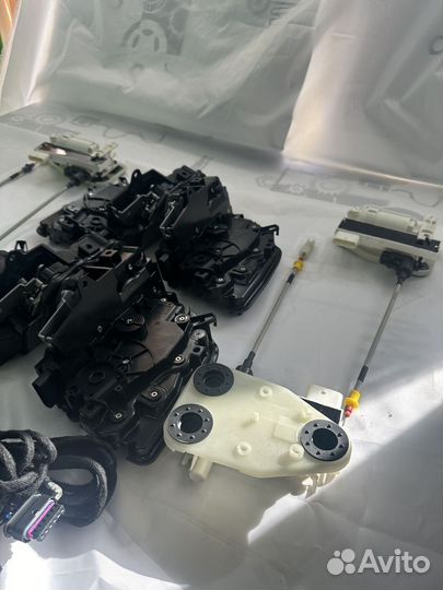 Доводчики дверей Бмв X4 G02 X4M F98 присоски