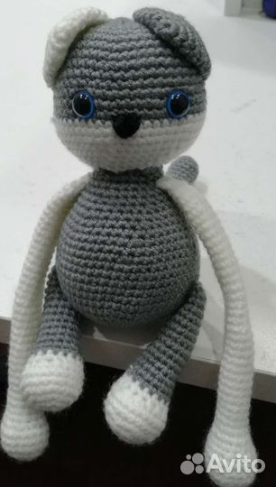 Вязаная кошечка, игрушка