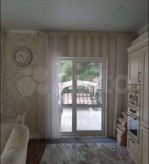 2-к. квартира, 115 м², 1/4 эт.