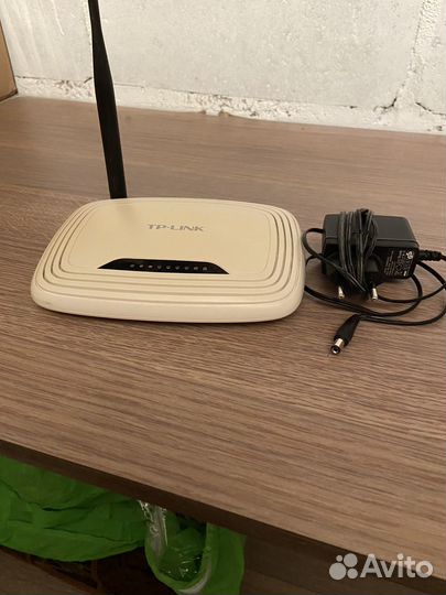 Роутер TP-link TL-WR740N