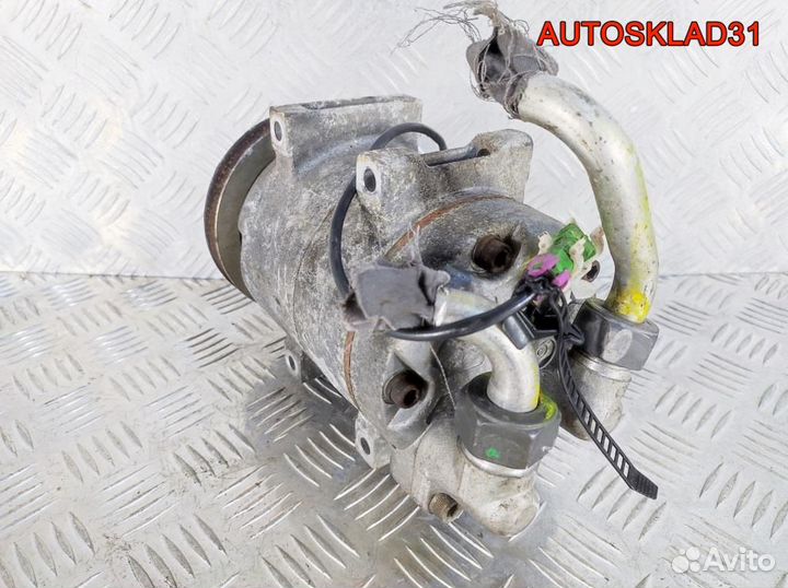 Компрессор кондиционера Audi A6 C4 4A0260805AE