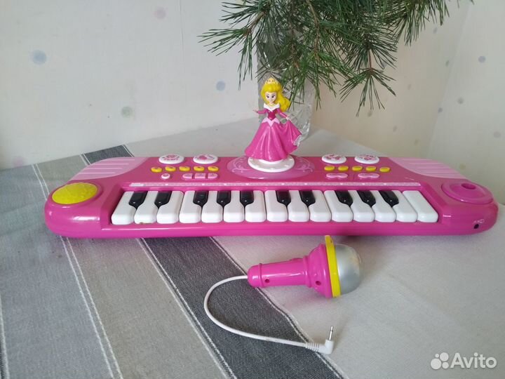 Детский синтезатор с микрофоном