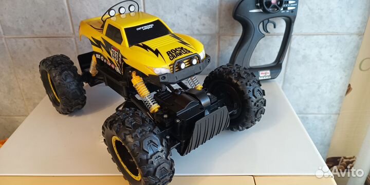 Машина на радиоуправлении4на4
