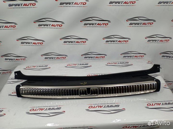 Накладка замка багажника Kia K 900 2 2018-2024