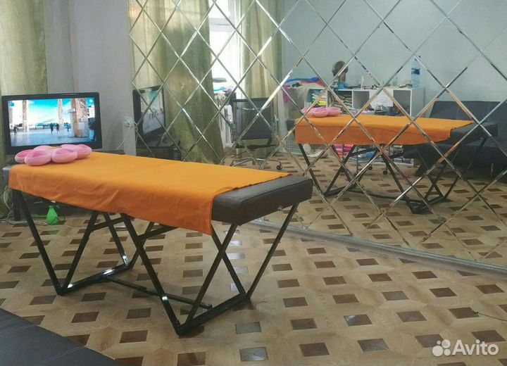 Кушетка для лешмейкера, массажиста и т д
