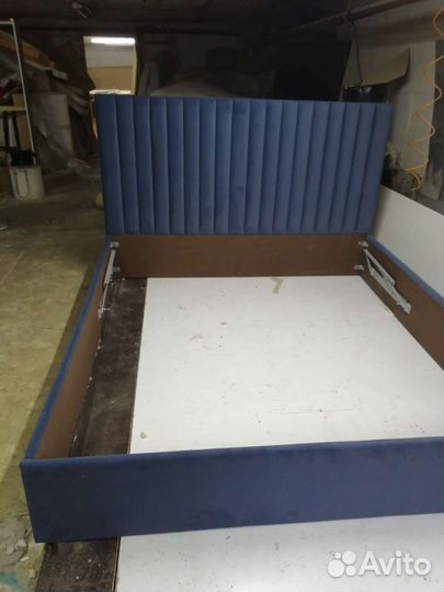 Перетяжка мягкой мебели, изголовье кровати, ремонт