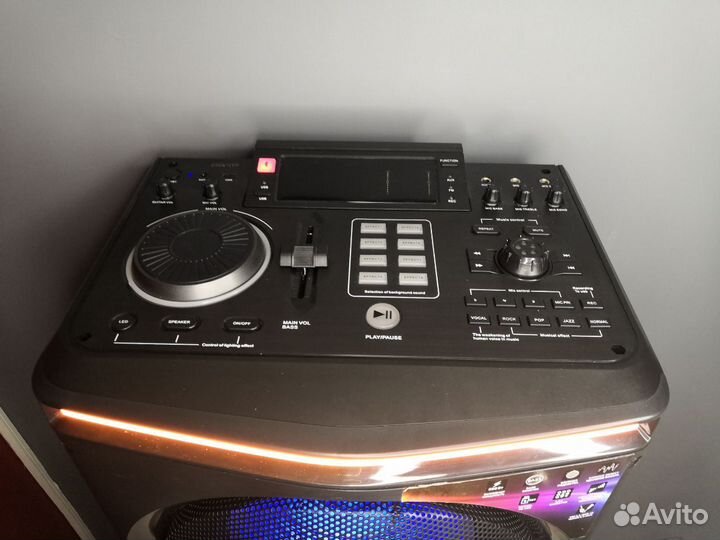 Домашняя аудиосистема All-in-One dexp LH-V2000 Нов