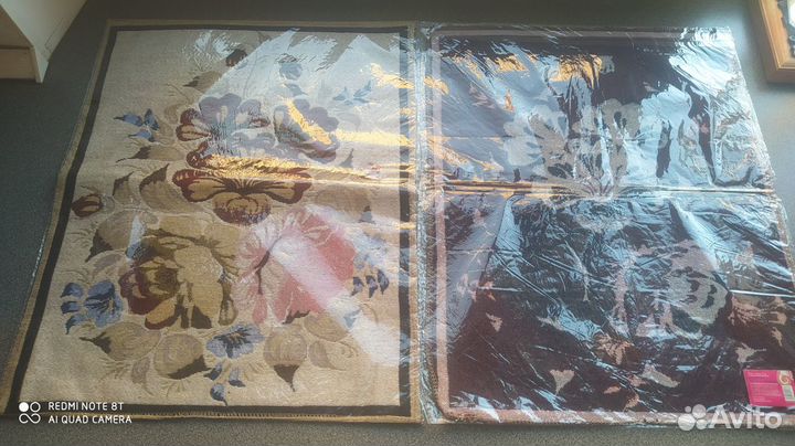 Новые красивые гобеленовые салфетки 44*35
