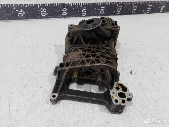 Насос масляный 06B103295R