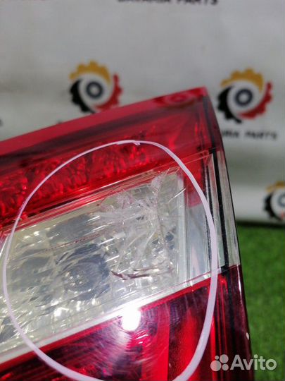 Фонарь в крышку багажника правый Mercedes E W212