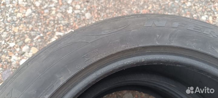 Roadstone N'Fera SU1 215/55 R17