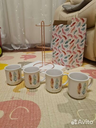 Новый набор кружек на подставке