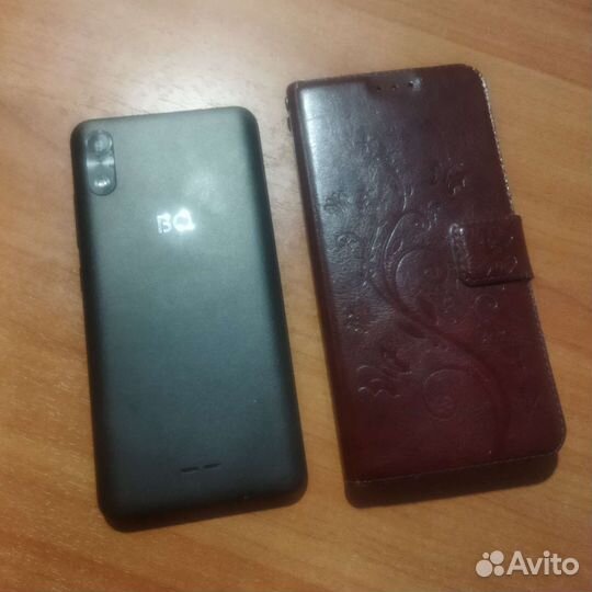 Телефон BQ чехол в подарок