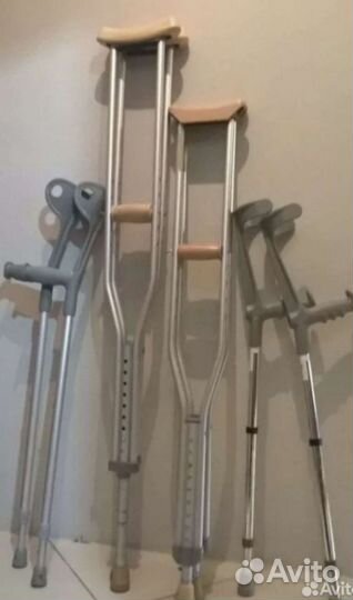 Костыли подмышечные,подлокотные и не только