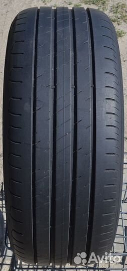 Goodyear EfficientGrip Performance 2 225/50 R17