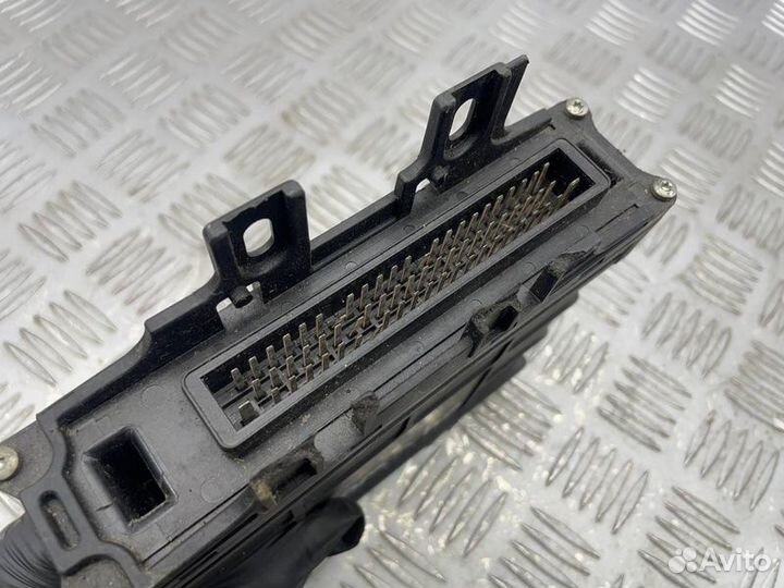 Блок управления АКПП Volkswagen Golf 2.0 AZJ