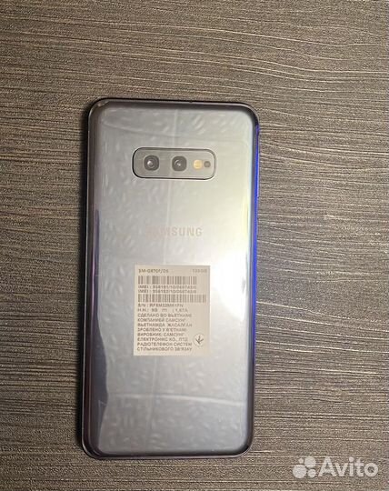 Телефон samsung galaxy s10e