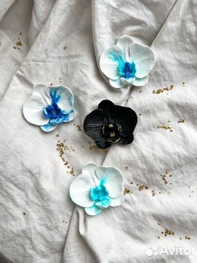 Брошь ручной работы 