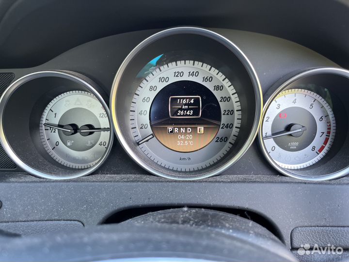 Mercedes W204 Рестайл красный в разбор