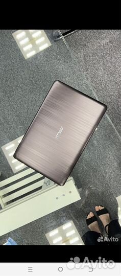 Ноутбук asus